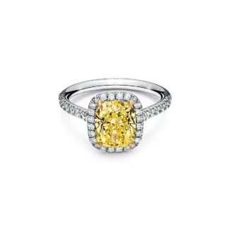 Discover the tiffany and co yellow diamond engagement ring from the Soleste collection. 2.00 carat Fancy Vivid Yellow cushion-cut diamond set in platinum.